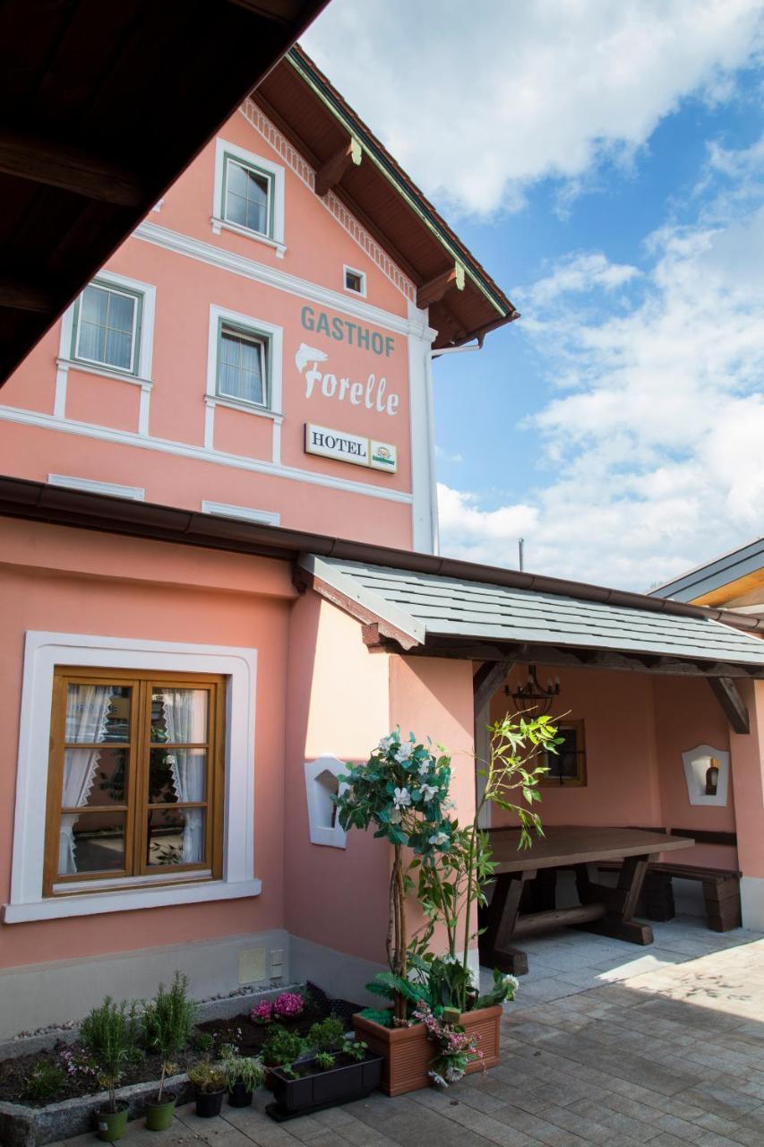 Hotel Gasthof Forelle Зігсдорф Екстер'єр фото